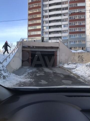 Машиноместо, 15 м²