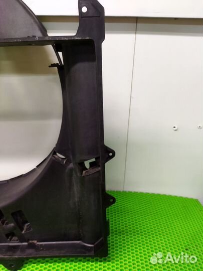 Диффузор вентилятора Land Rover Range Rover Sport