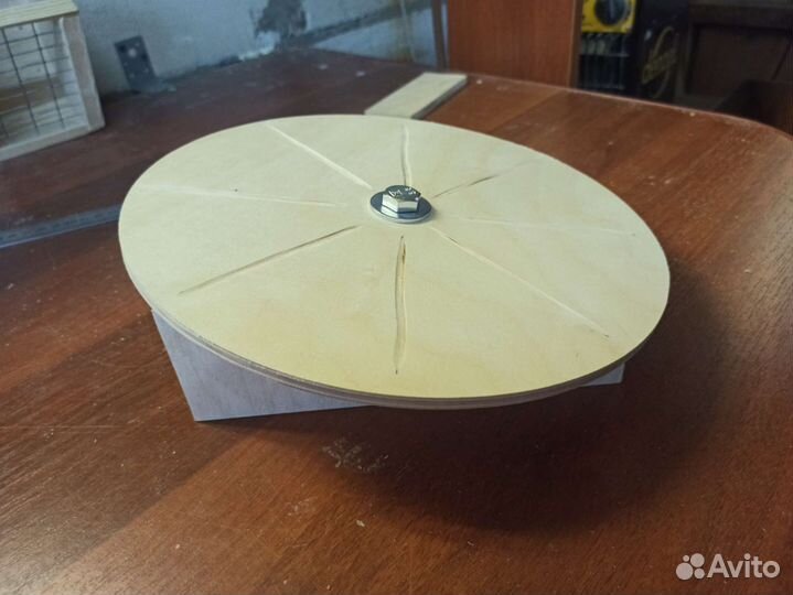 Домики и игрушки для грызунов и попугаев