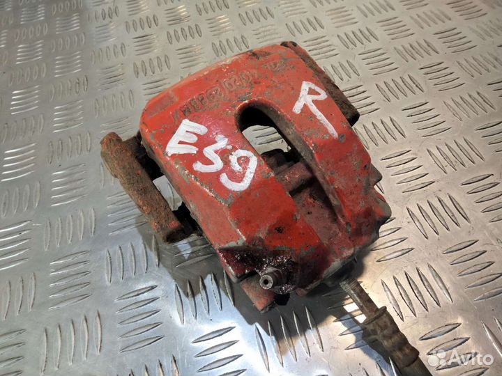 Задний правый суппорт бмв е39