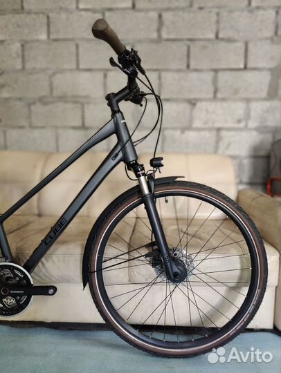 Cube Kathmandu Pro 2022 (дорожный гибрид)