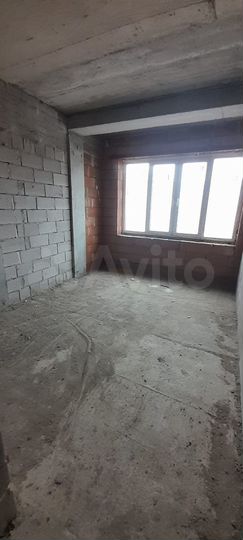 2-к. квартира, 76 м², 2/11 эт.