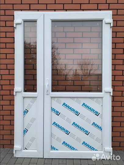 Двери входные пластиковые