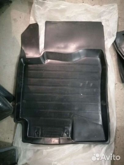 Водительский коврик hyundai solaris 2