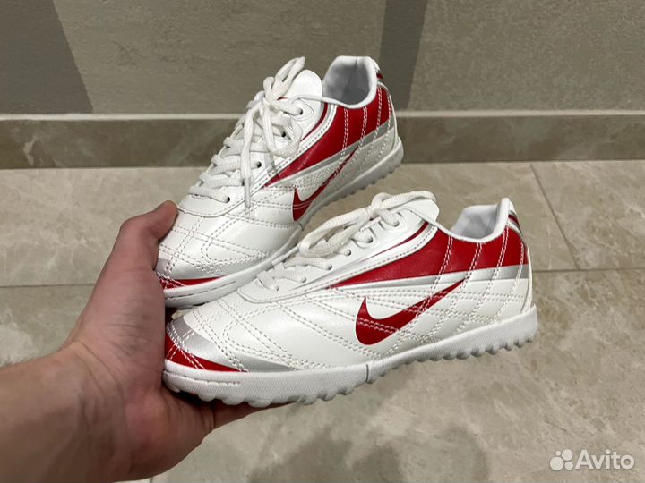 Шиповки для футбола nike