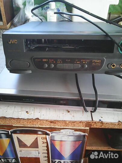 Видеомагнитофон jvc