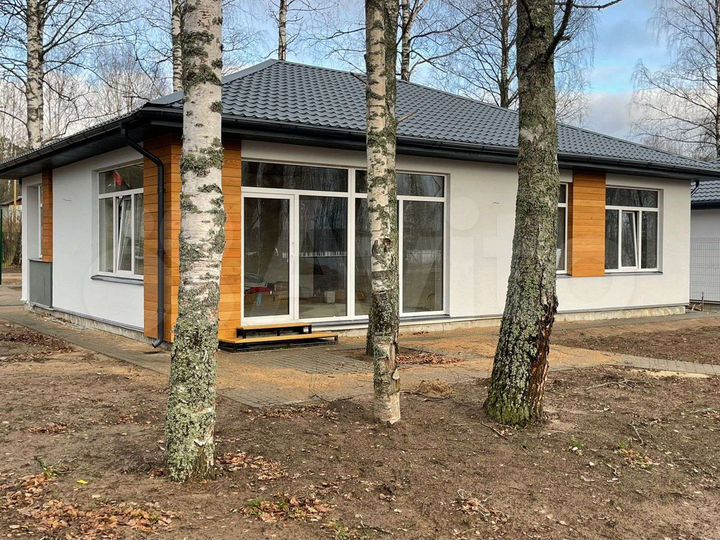 Коттедж 106 м² на участке 6 сот.