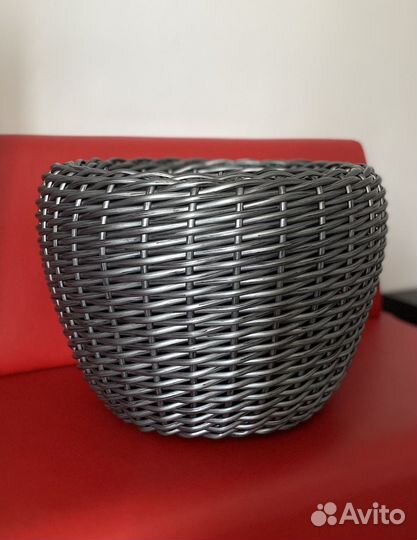 Кашпо из ротанга