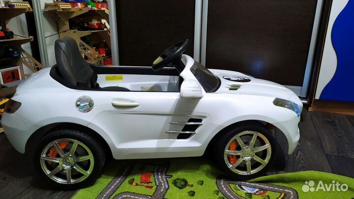 Электромобиль Mercedes-Benz AMG