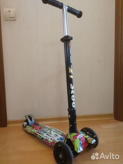 Самокат детский 3х колесный, светящиеся колеса