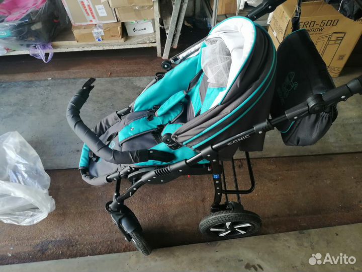 Продам коляску 3/1