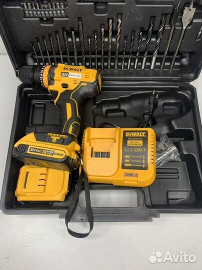 Шуруповерт Dewalt 21v ударный