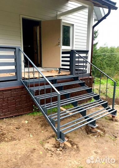 Лестница в дом под ключ