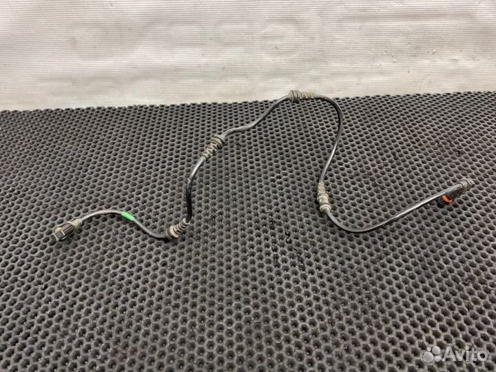 Датчик abs передний Mercedes-Benz R-Class W251