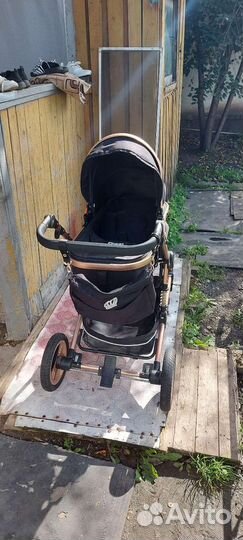 Коляска новая, в эксплуатации месяца 2