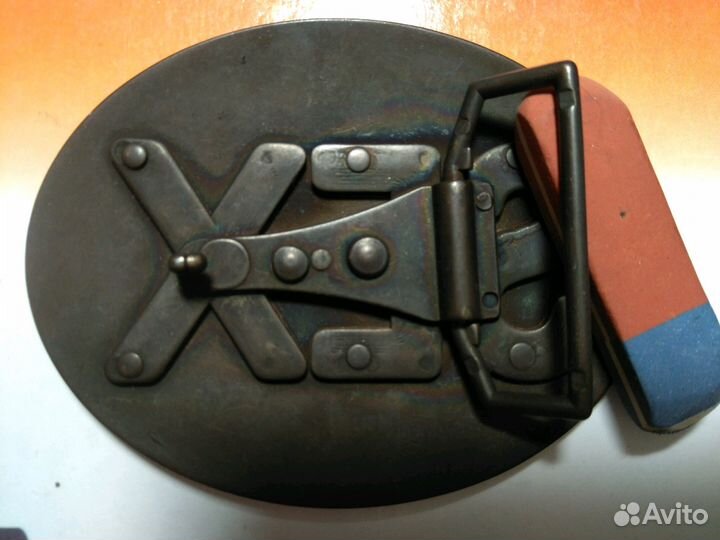 Пряжка к карнавальному костюму 