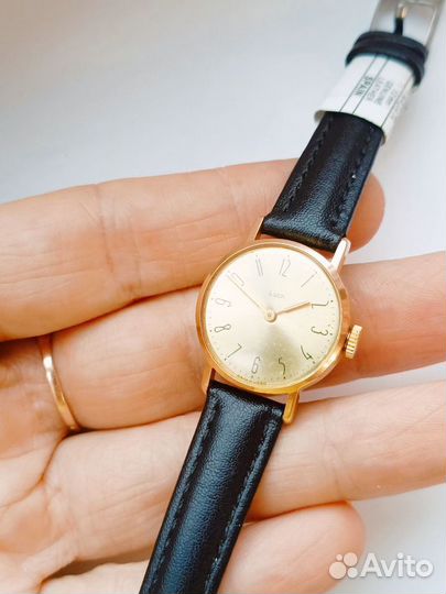 Часы СССР луч позолоченные женские