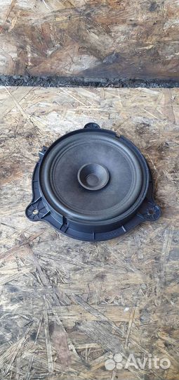 Динамик задний Nissan Qashqai (J10) 2006-2014