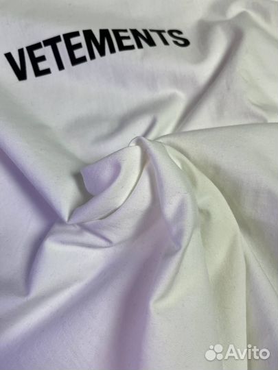 Футболки Vetements