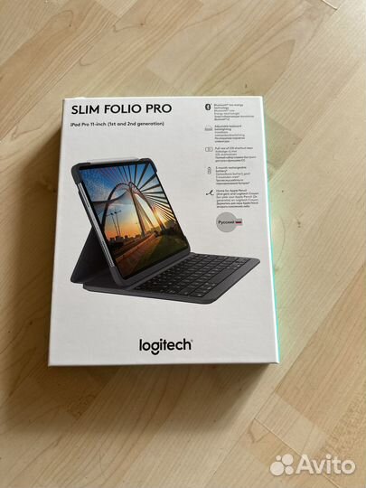 Logitech slim folio pro для iPad 11