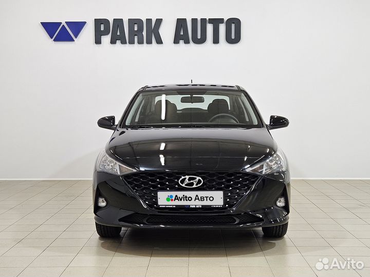 Solaris HS 1.6 МТ, 2024, 8 км