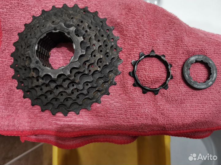 Кассета 8 скоростей бу Shimano