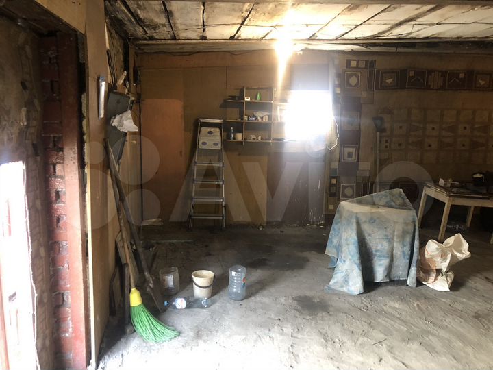 Гараж, > 30 м²