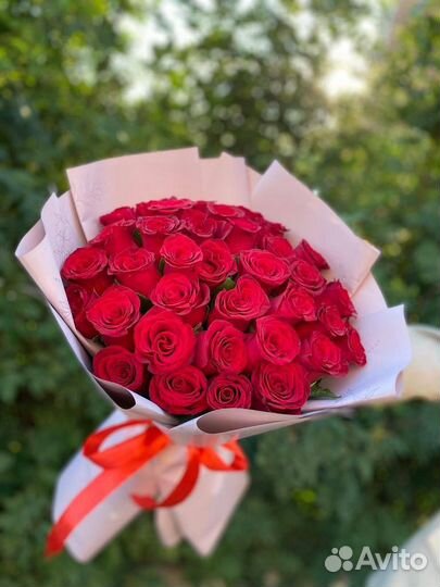 Букет из красных роз премиум класса