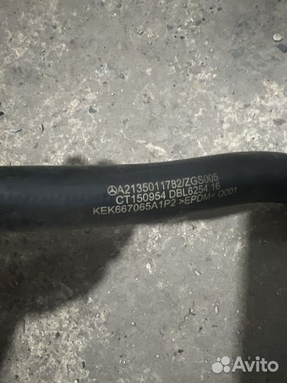 Патрубок системы охлаждения Mercedes W213