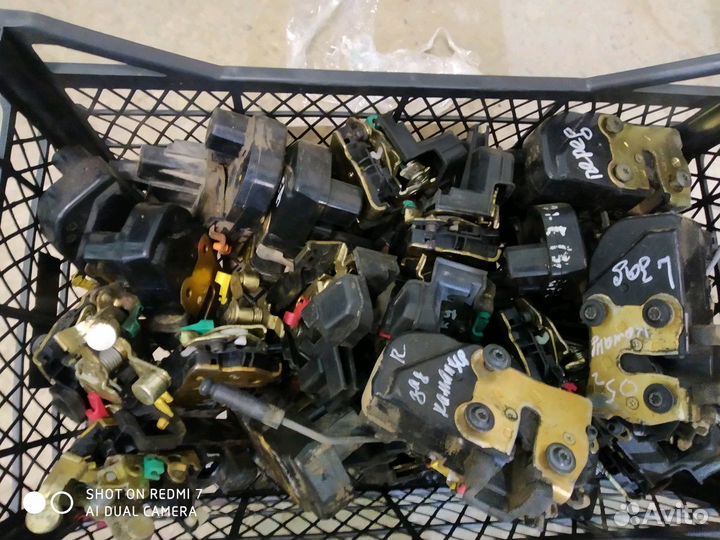 Замки дверей Jeep Grand Cherokee 93-10 г