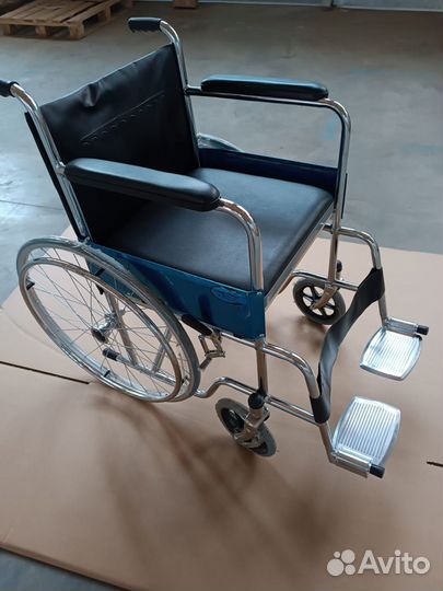 Кресло коляска инвалидная с санитарным устройством