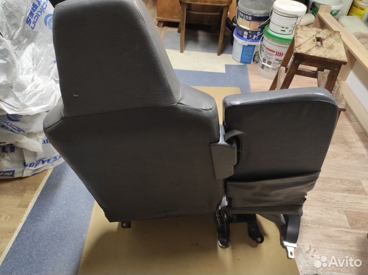 Сиденье пассажирское Toyota Town Ace Noah