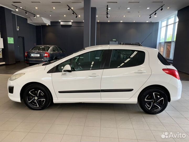 Peugeot 308 1.6 AT, 2011, 148 000 км