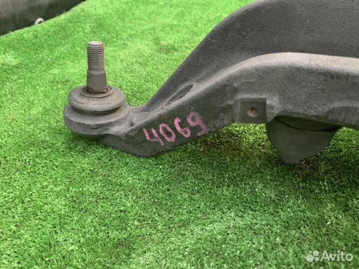 Рычаг верхний задний правый Suzuki Escudo/Grand