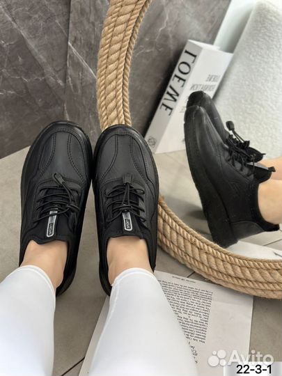 Кроссовки на мальчика