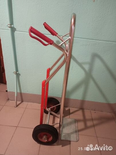 Аренда грузовой тележки