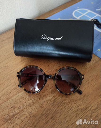 Солнцезащитные очки dsquared Италия