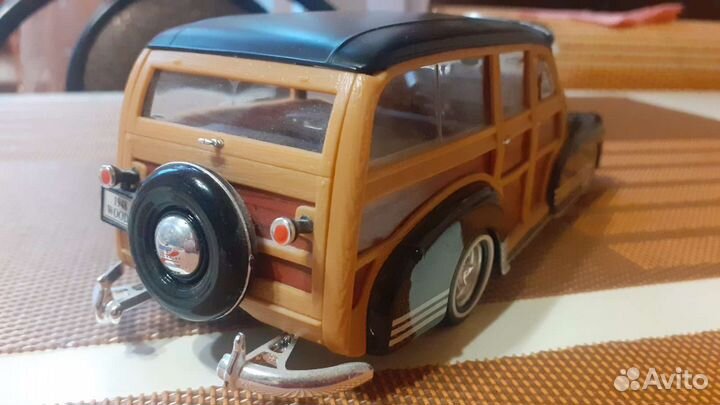 Машинки металлические