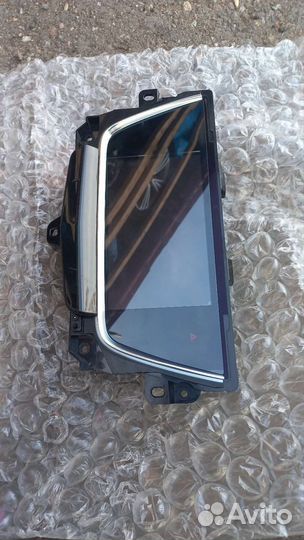 Магнитола информационная панель Cadillac XT5