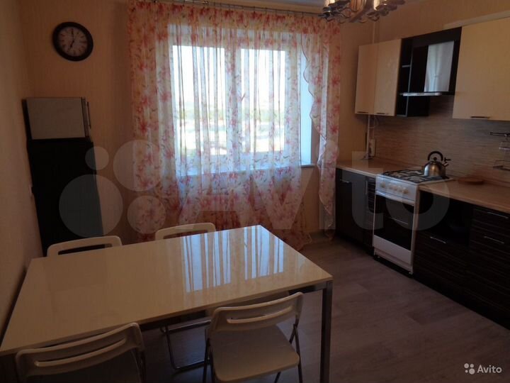 2-к. квартира, 75 м², 8/10 эт.