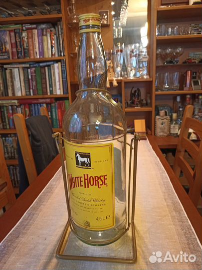 Бутылка на качалке 4,5 литра и оплетенная 1,0 литр