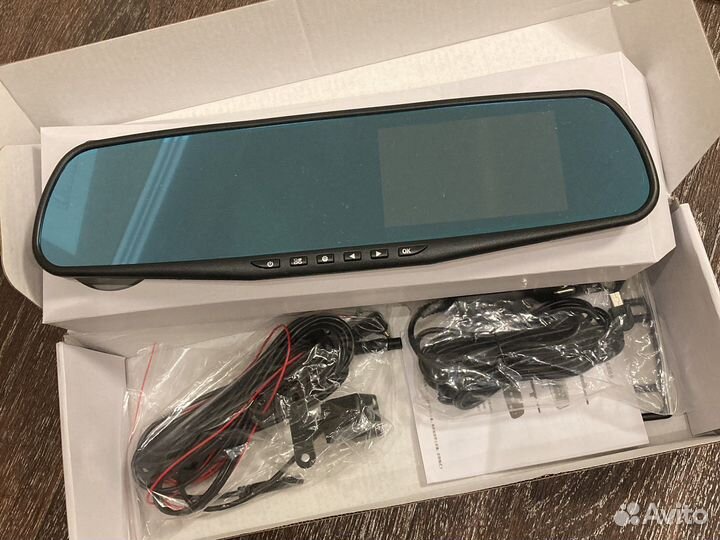 Видеорегистратор зеркало