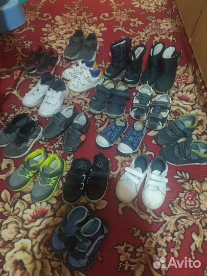 Детские вещи и обувь