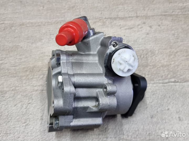 Насос гур Audi A4 B5, VW Passat B5, Skoda Superb I