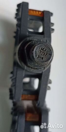 Педали пластиковые