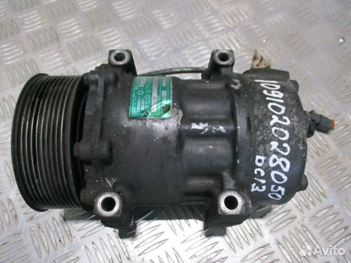 Компрессор кондиционера Scania 1888032