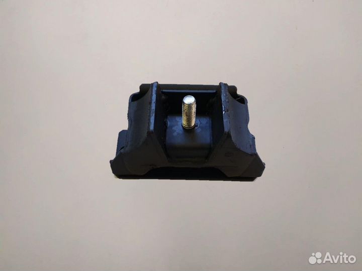 Опора двигателя правая 7601889 Fiat Ducato