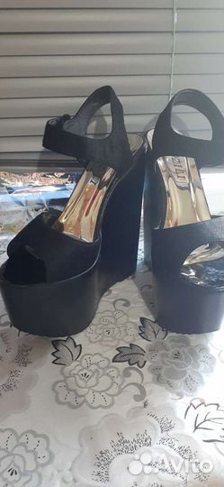 Босоножки
