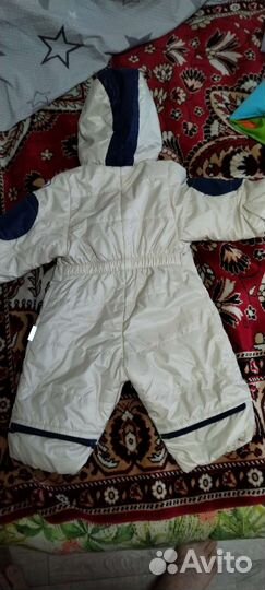 Курточка осень весна размер 64-68