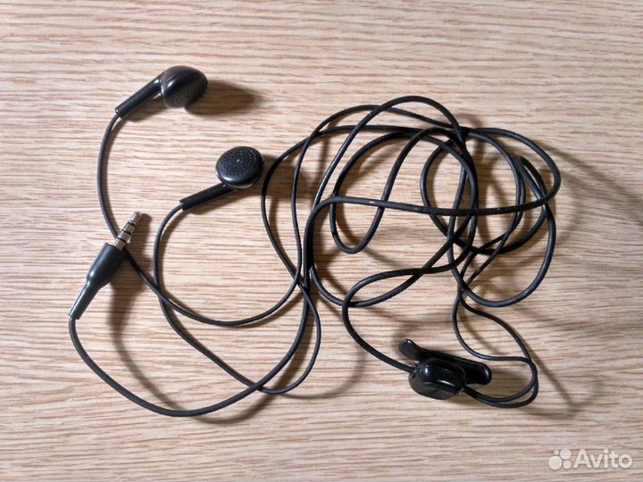 Наушники Nokia